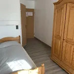 Отель City Hotel Dinslaken Динслакен