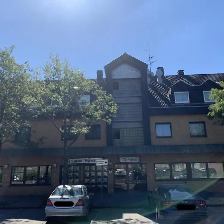 City Hotel Dinslaken ホテル