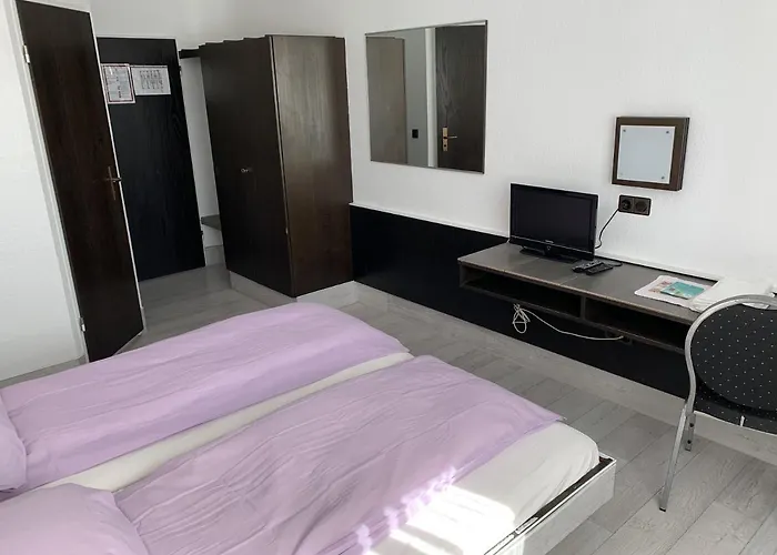 Отель City Hotel Dinslaken