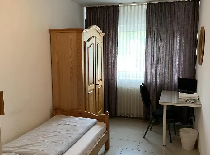 City Hotel Dinslaken * Динслакен