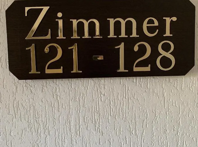 City Hotel Dinslaken ホテル